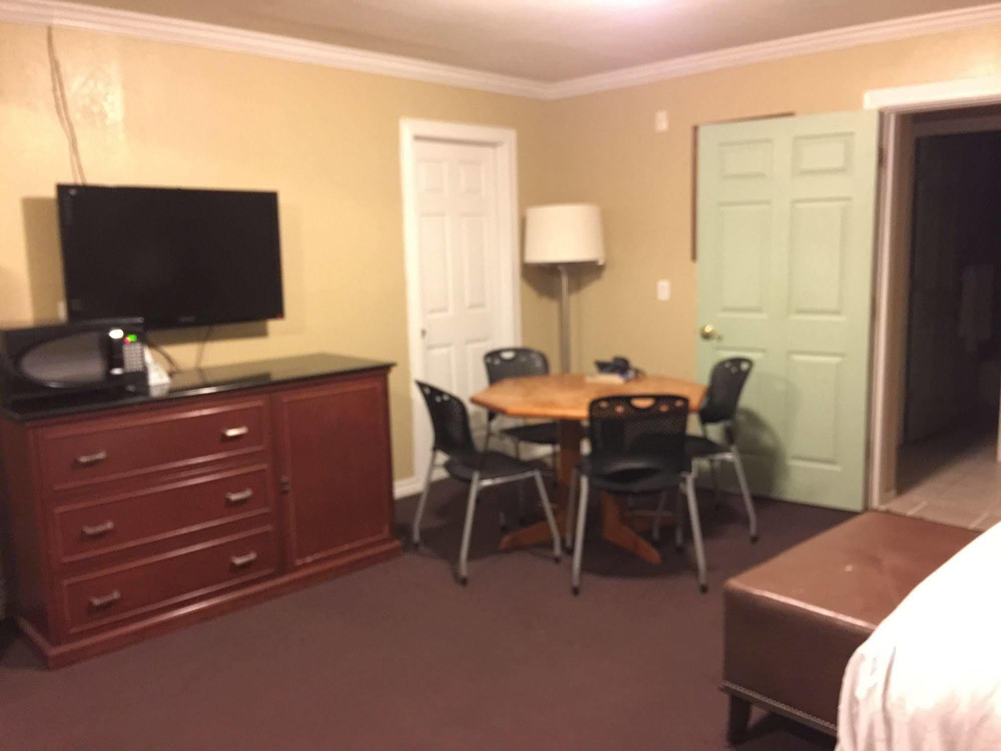 טמפל Ranch House Inn & Suites מראה חיצוני תמונה