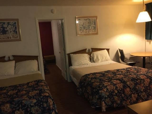 טמפל Ranch House Inn & Suites מראה חיצוני תמונה